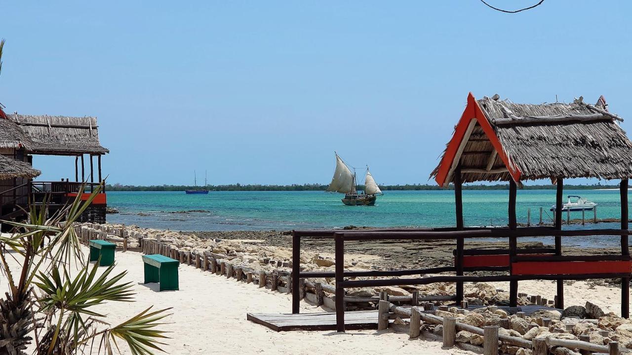 Ecolodge Du Menabe Belo ภายนอก รูปภาพ