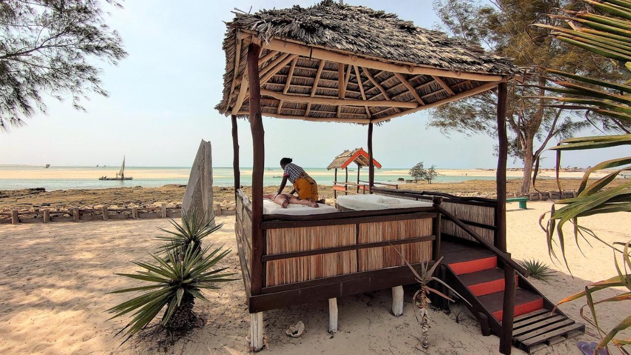 Ecolodge Du Menabe Belo ภายนอก รูปภาพ