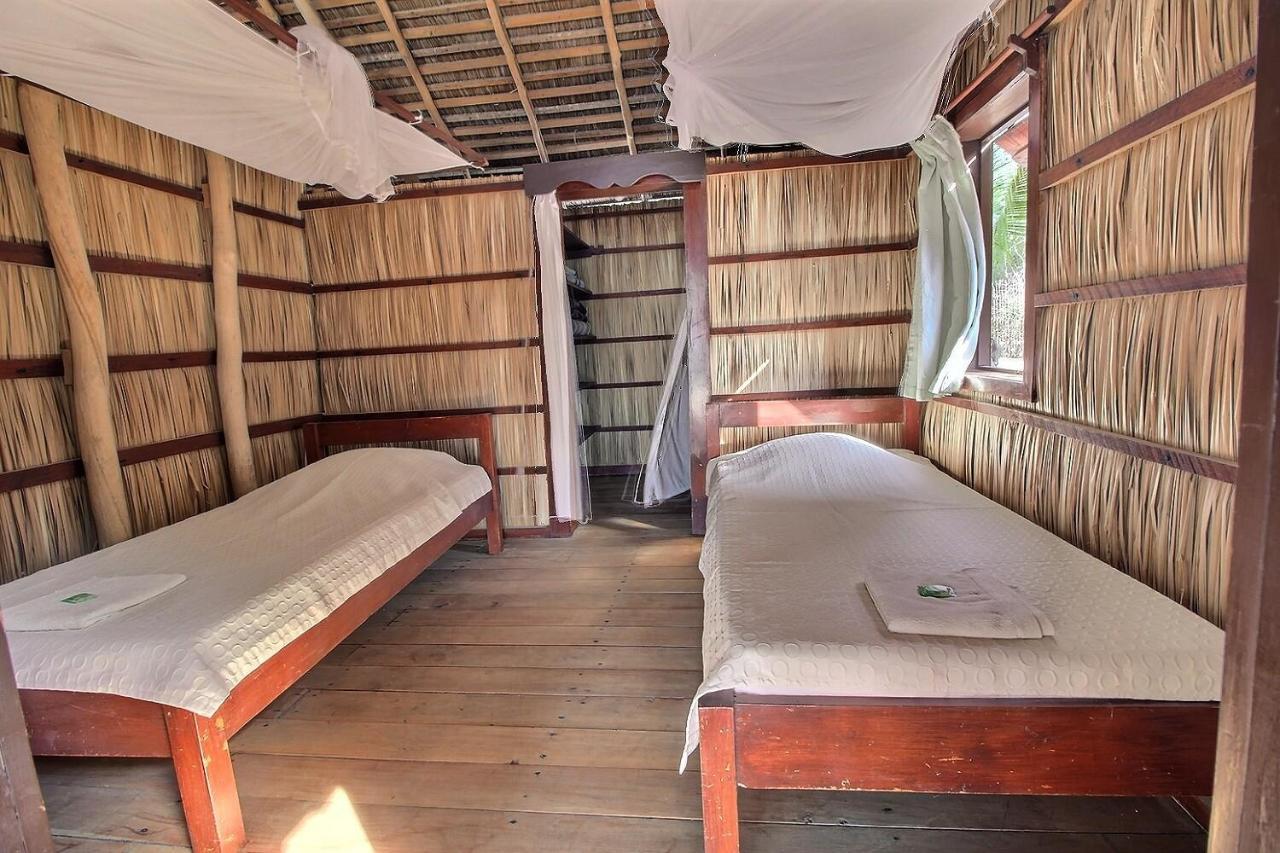 Ecolodge Du Menabe Belo ภายนอก รูปภาพ