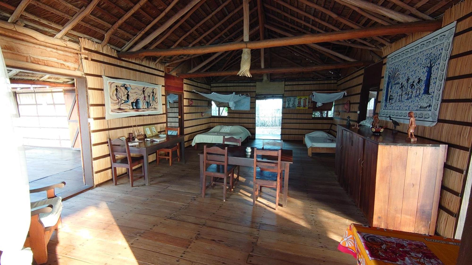 Ecolodge Du Menabe Belo ภายนอก รูปภาพ